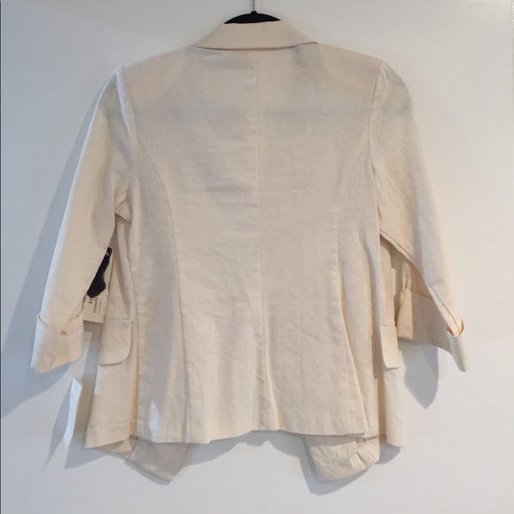 Cream linen blazer by Beloved - Picture 4 of 6