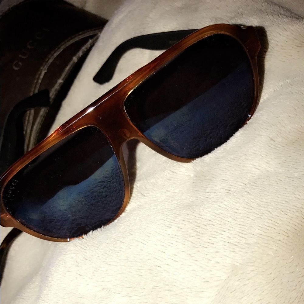Gucci Aviator Sunglasses