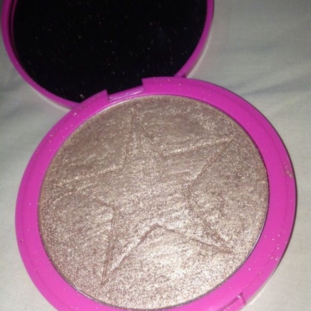 Brand new Jeffree star cosmetics highlighter