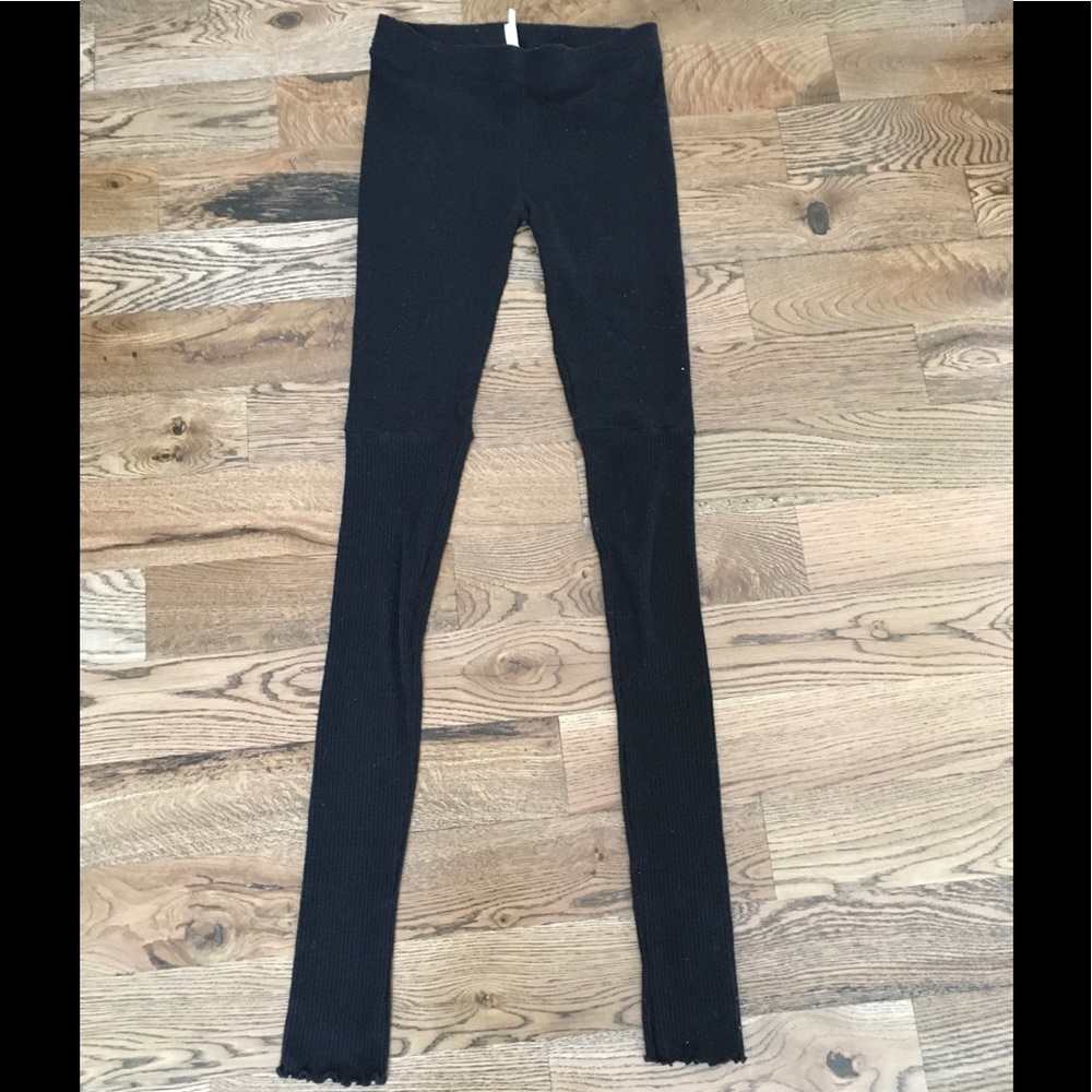 Free People sweater Leggings