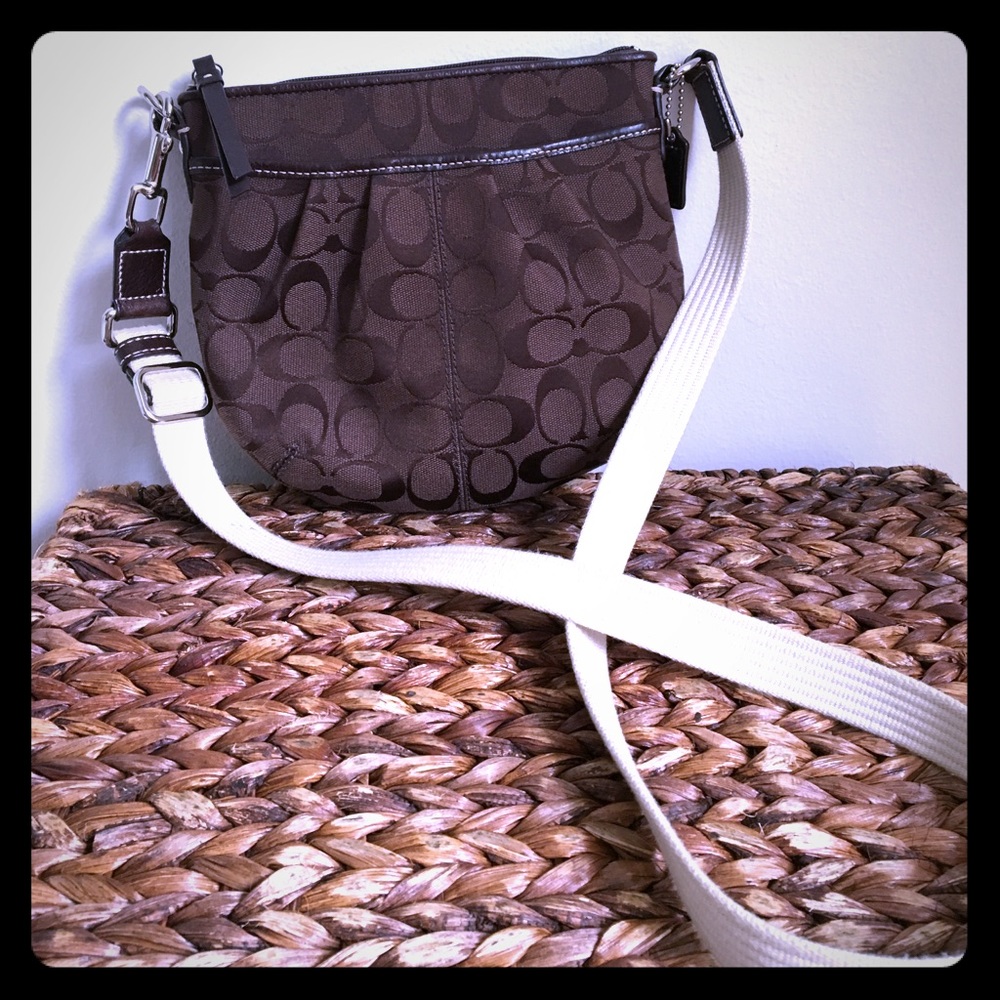 Brown signature Coach cross body