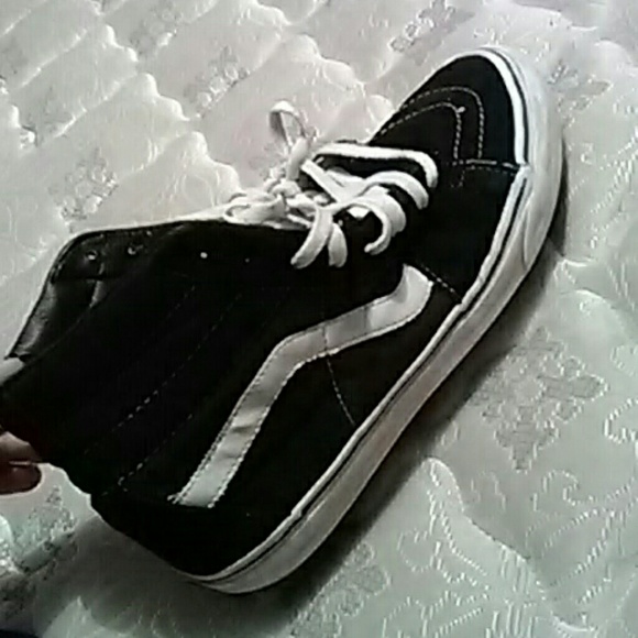 Vans - Picture 3 of 4