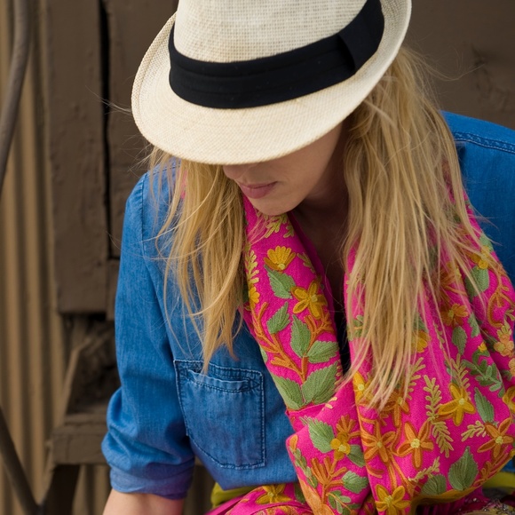 ❤️Hand Crafted Cashmere With Embroidery Shawls❤️