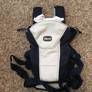 CHICCO ULTRASOFT MAGIC INFANT CARRIER.