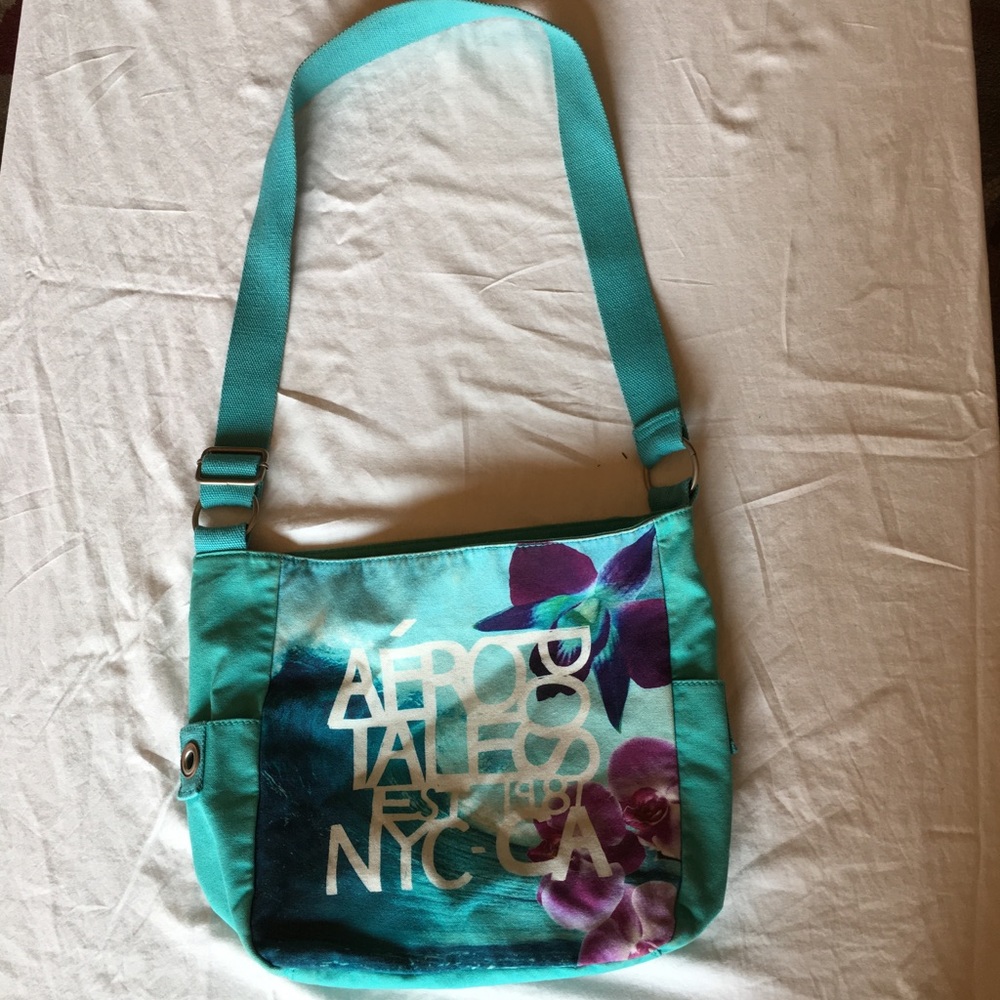 Aeropostale beach bag