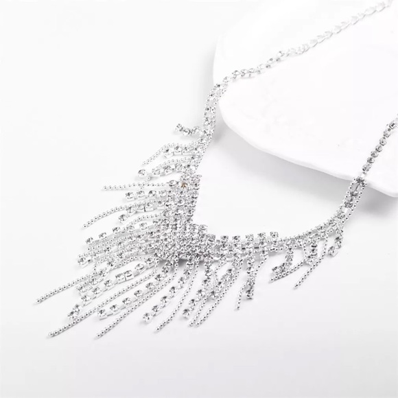 Rhinestone Statement Necklace - Picture 1 of 2