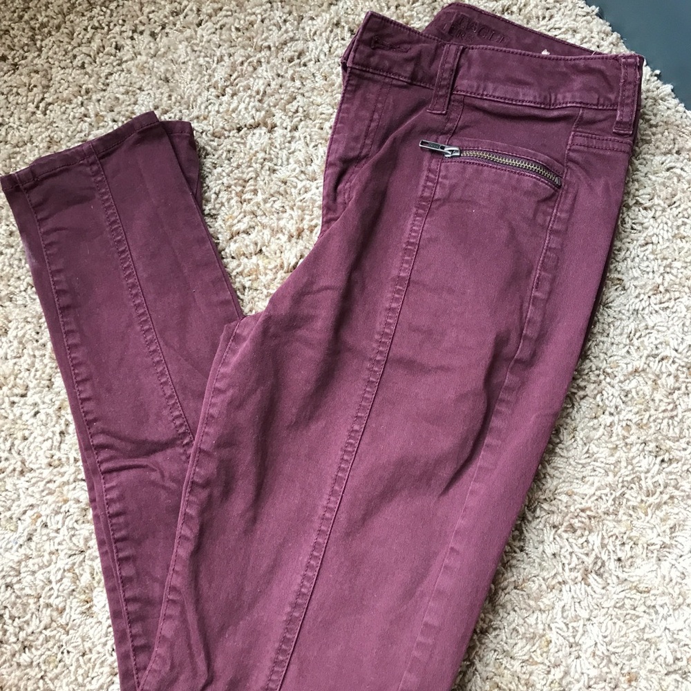 MAROON JEANS! stretchy very comfy ! and cute
