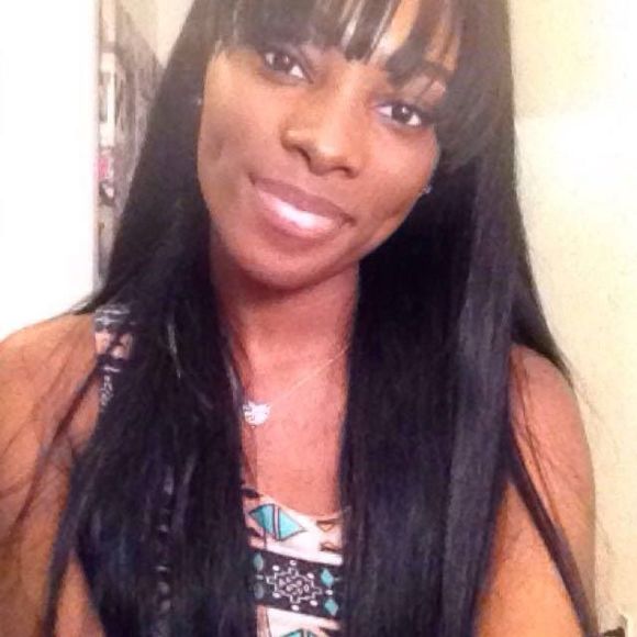 Meet your Posher, Sandy - Picture 1 of 1