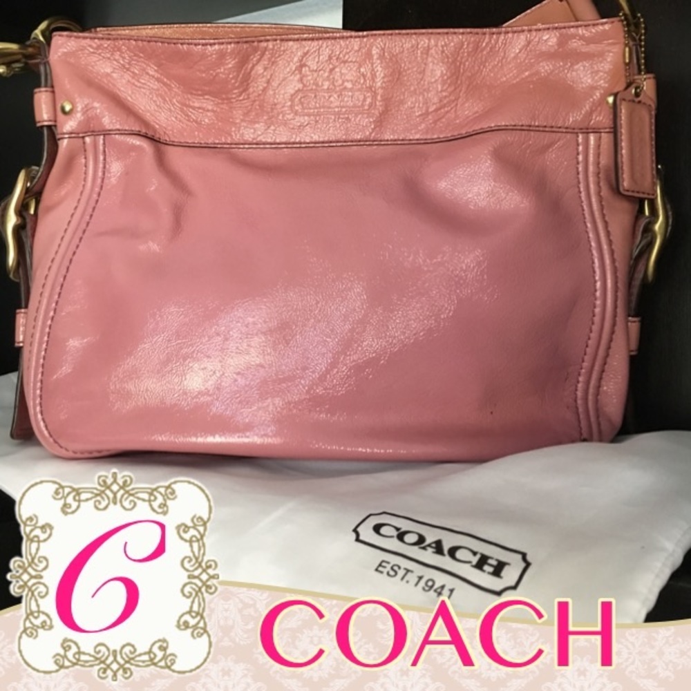 🎉SALE🎉 💯Authentic Coach Patent Leather Purse👛