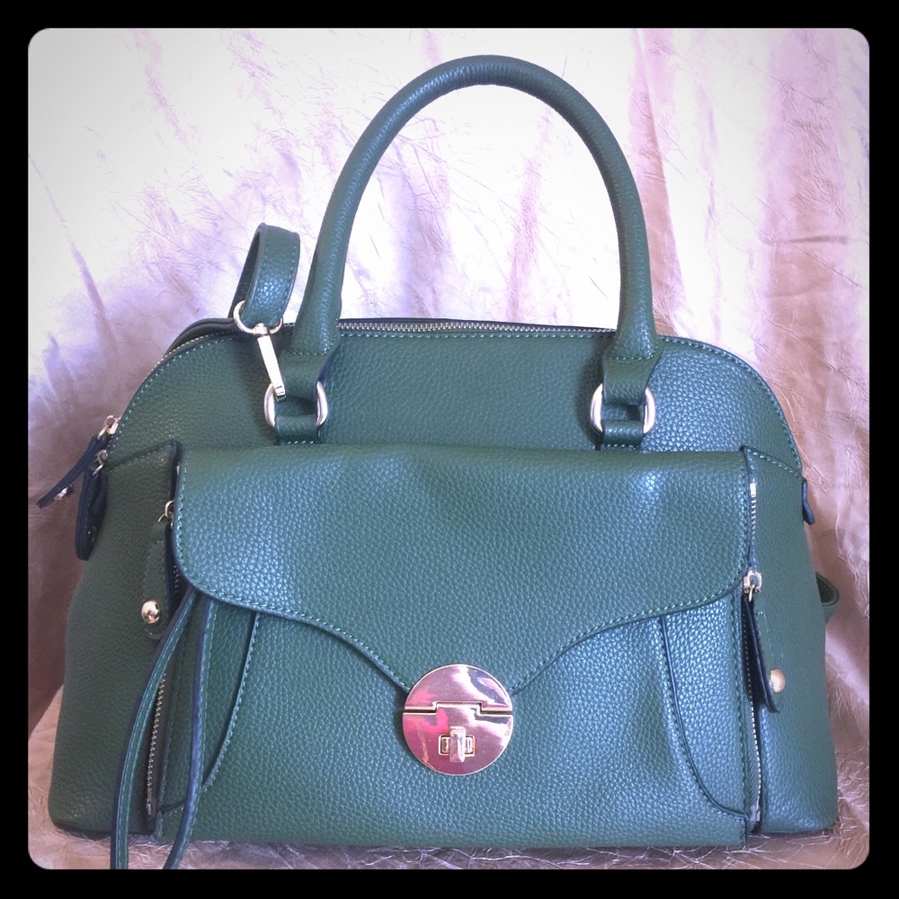 Green handbag with detachable clutch