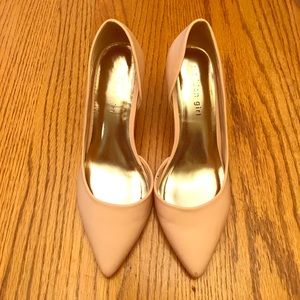 Super cute nude/baby pink Madden Girl heels