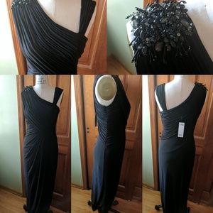 Black matte jersey gown