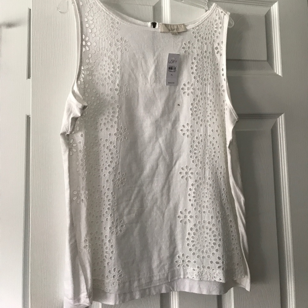 LOFT white shirt. NWT. Size XL