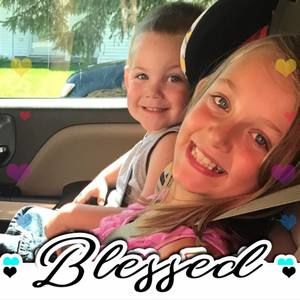 Meet your Posher, Katelyn