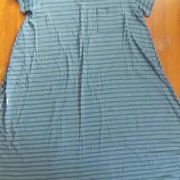 Dress - Picture 4 of 4