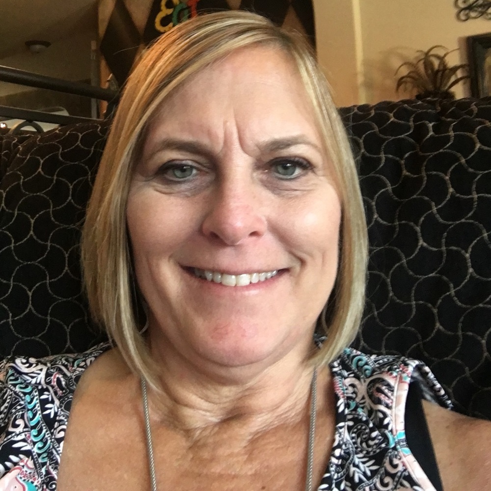 Meet your Posher, Alicia