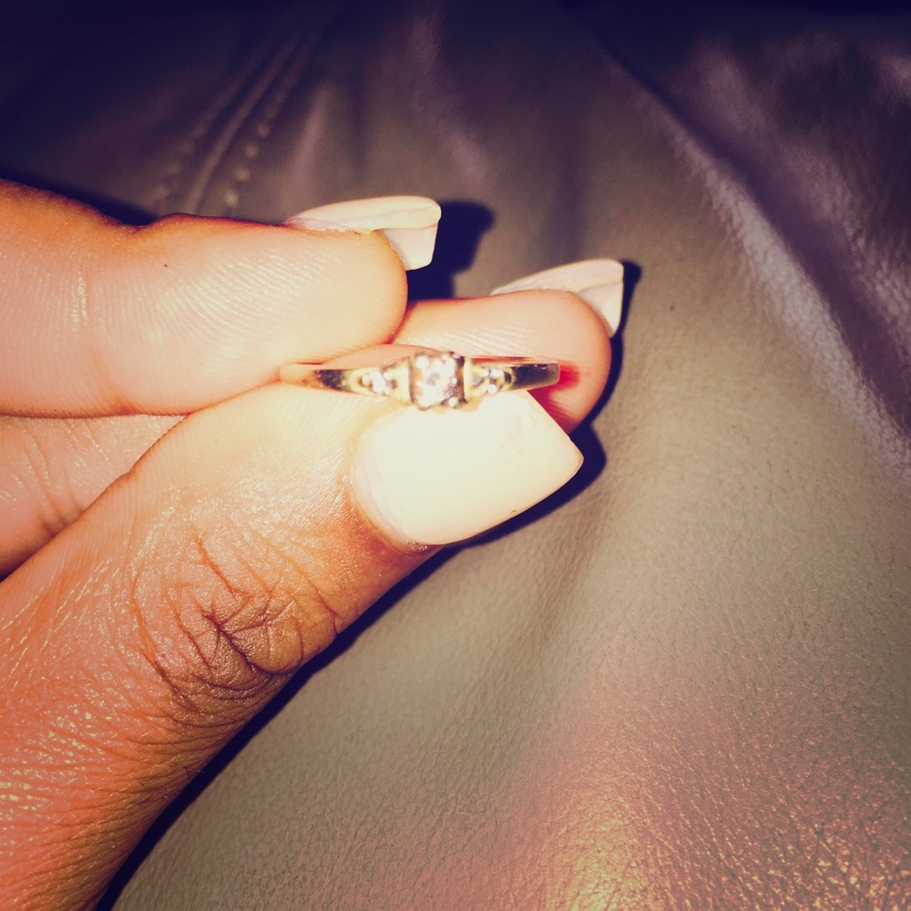 Size 7 engagement ring