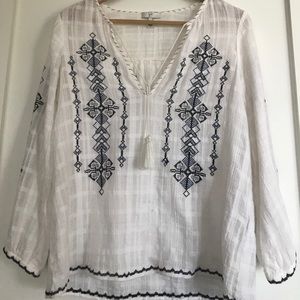 Greecian linen top . Full length button sleeve