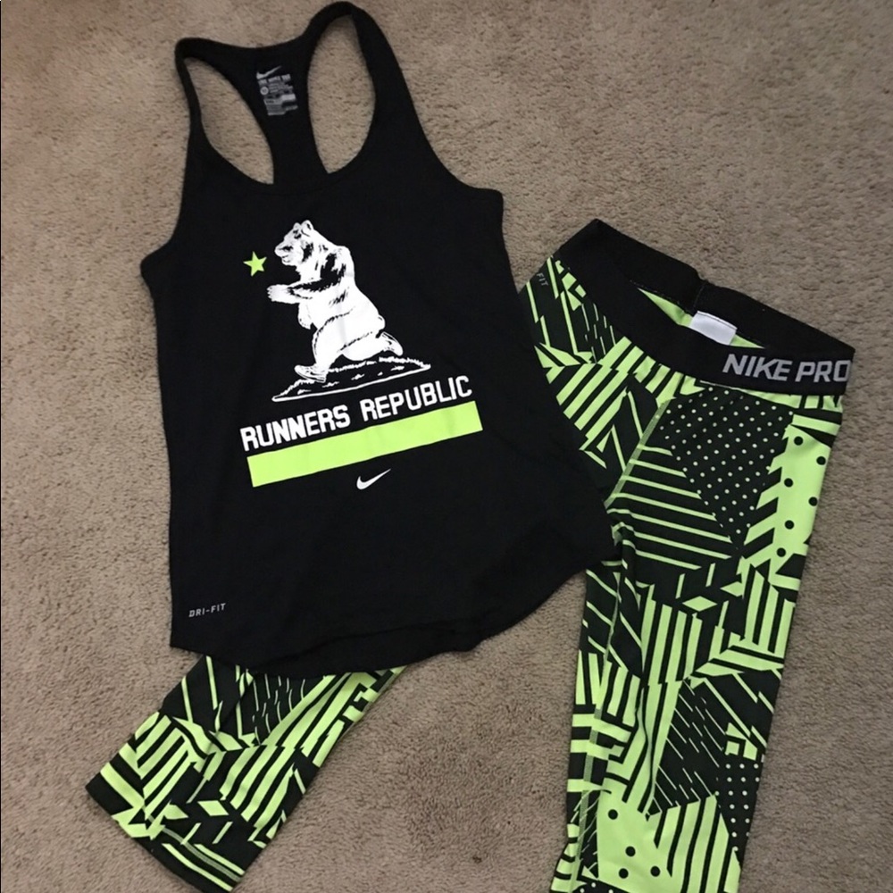 Nike pro dri-fit women's running crop pants.