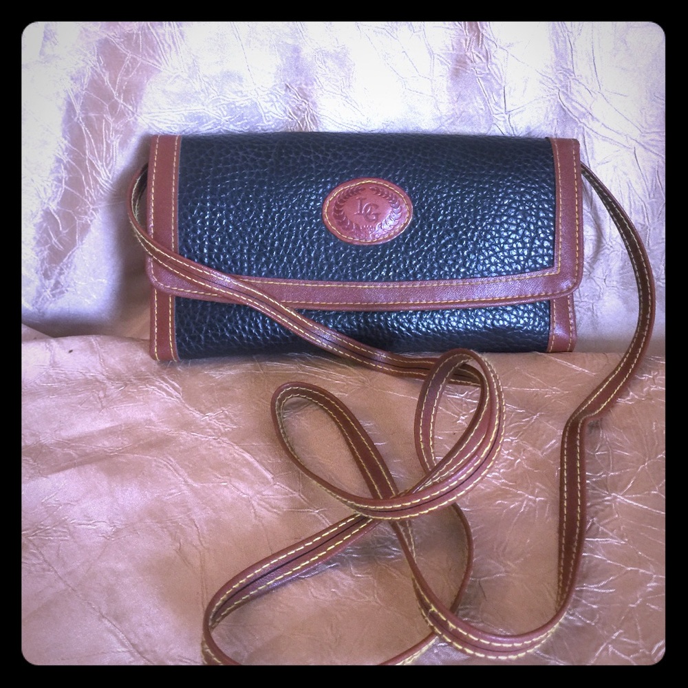 Vintage Crossbody wallet