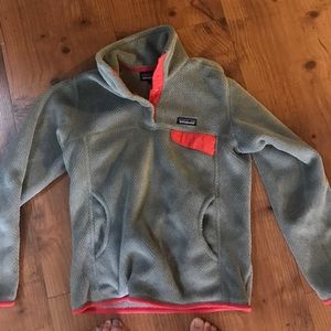 SIZE SMALL PATAGONIA PULL OVER