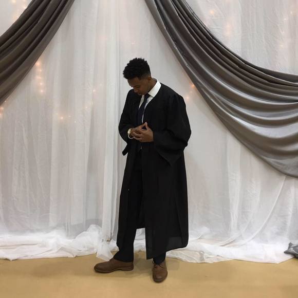 Meet your Posher, Omar - Picture 1 of 1