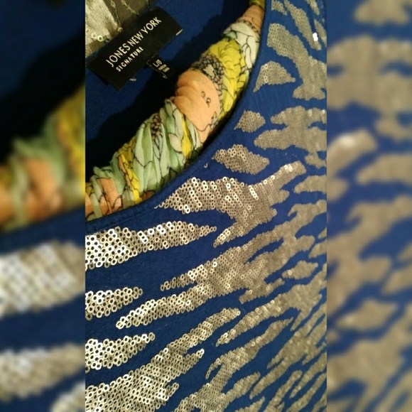 Jones New York blue silver zebra sequin sweater - Picture 4 of 4