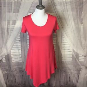 Pink short sleeve high low top