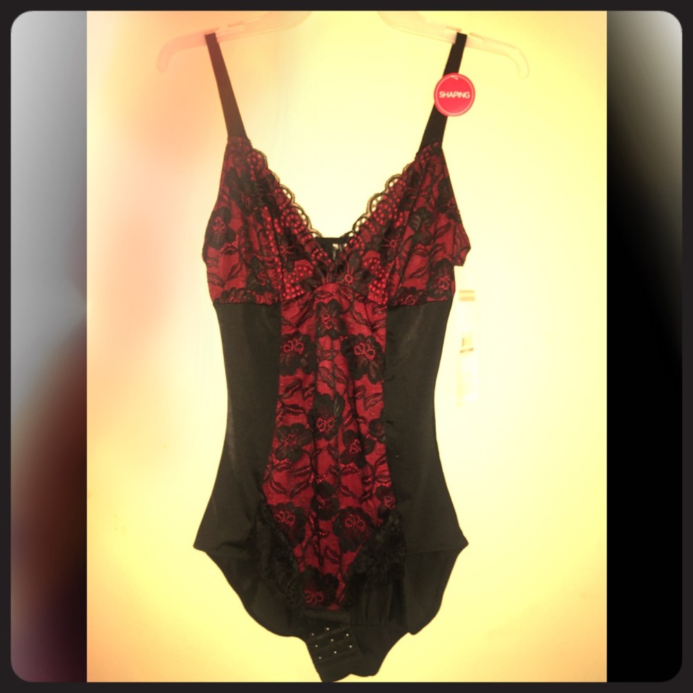 Sexy Brand New Black&Red Lace 1 piece Lingerie❤️