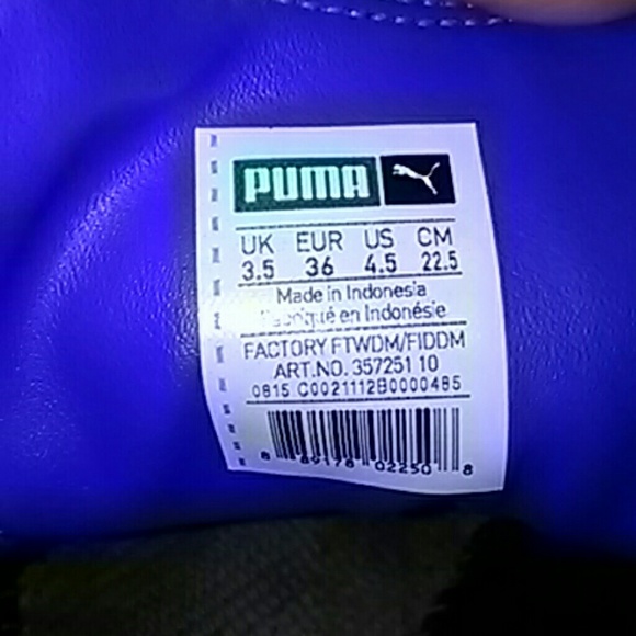 Suede pumas - Picture 2 of 4