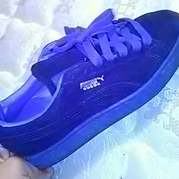 Suede pumas - Picture 3 of 4