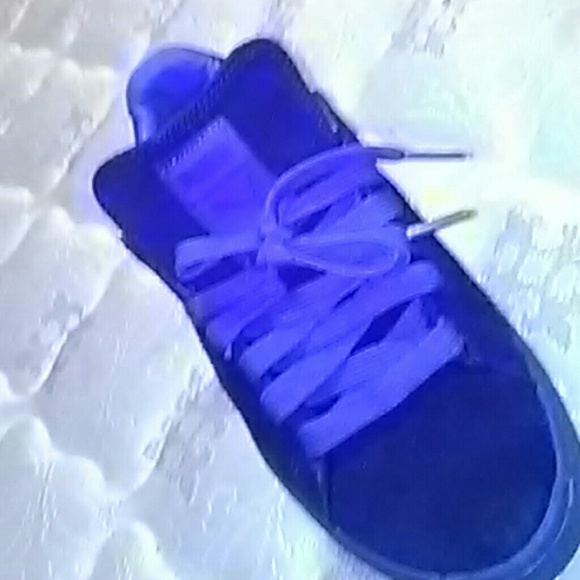 Suede pumas - Picture 4 of 4