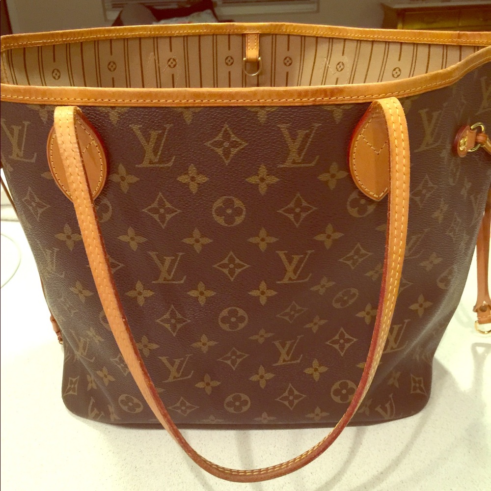 Authentic Louis Vuitton Neverfull MM