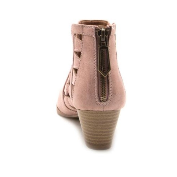 🎊🎊RELISTING🎊🎊Blush Cutout Ankle Bootie - Picture 6 of 7