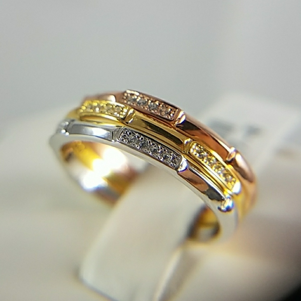 3pc stackable Tri Color Wedding Bands - Picture 4 of 8