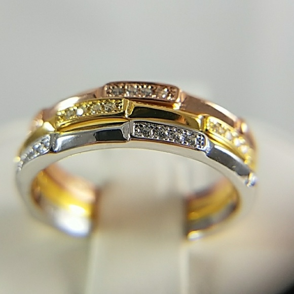 3pc stackable Tri Color Wedding Bands - Picture 5 of 8