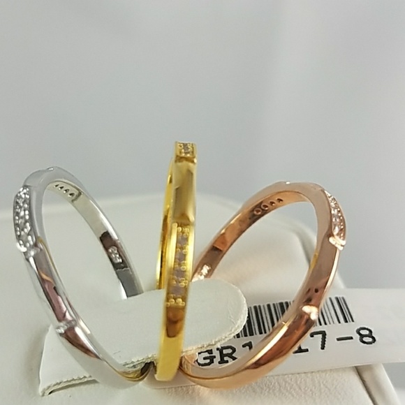 3pc stackable Tri Color Wedding Bands - Picture 7 of 8