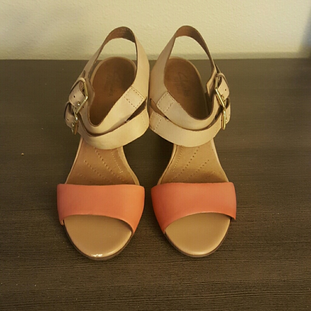 Clarks - Pink & Cream Heels