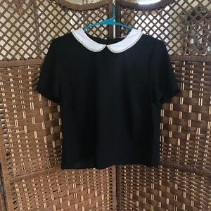 Preppy Black top with white Peter Pan color