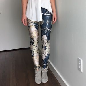 Black Milk "Mucha" leggings