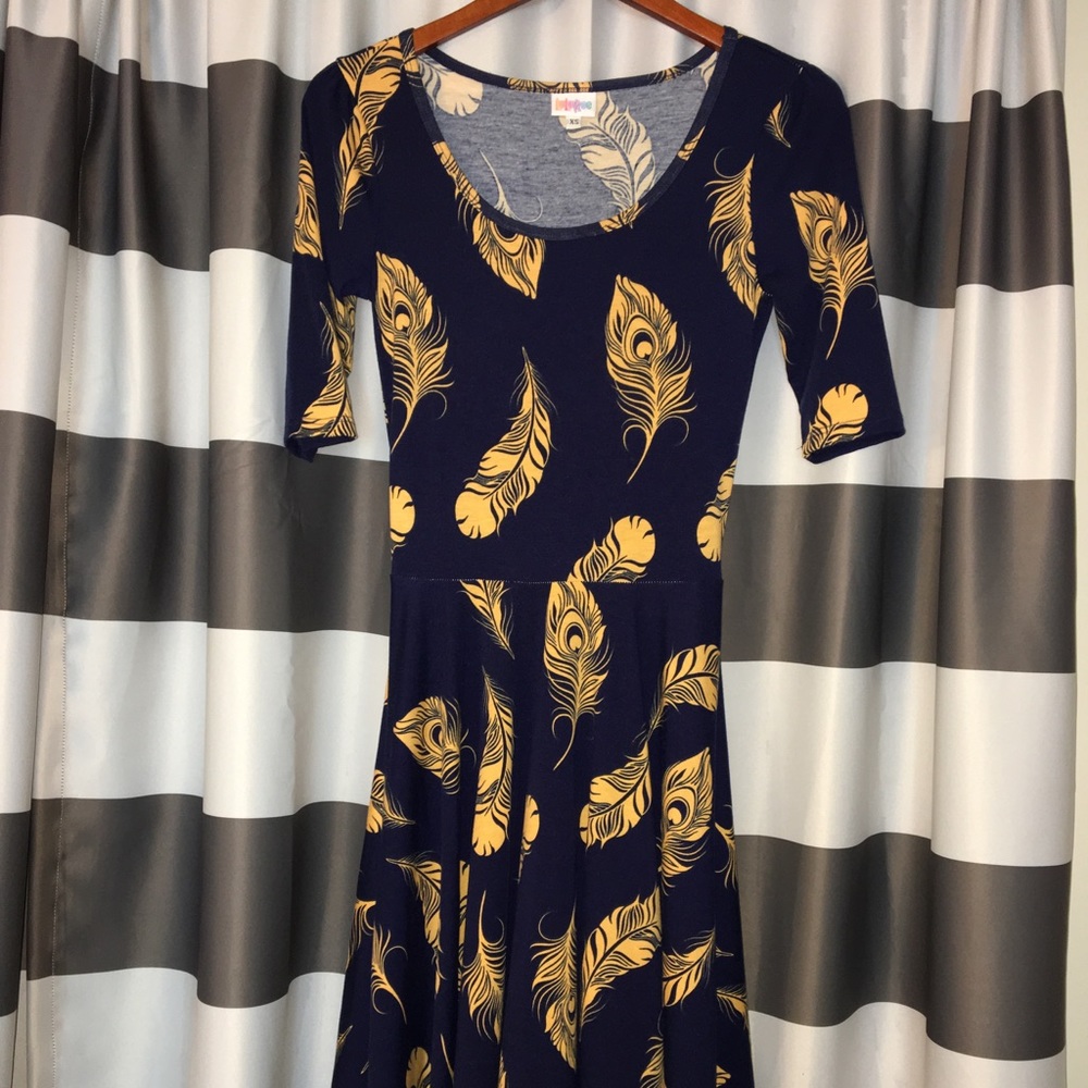 LuLaRoe Nicole xs
