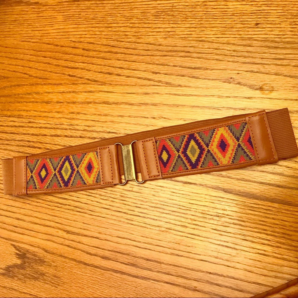 Aztec print belt