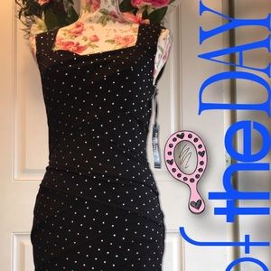 NWT White House Black Market Dress Suddenly Slim
