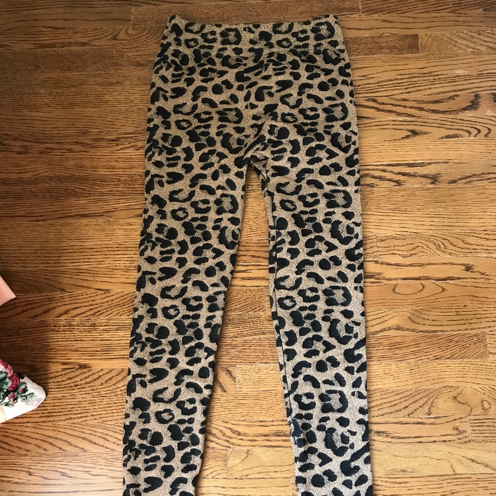 Cheetah leggings small