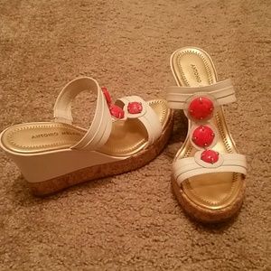 Antonio Melani 8 Wedge