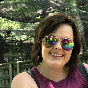 Meet your Posher, Megan