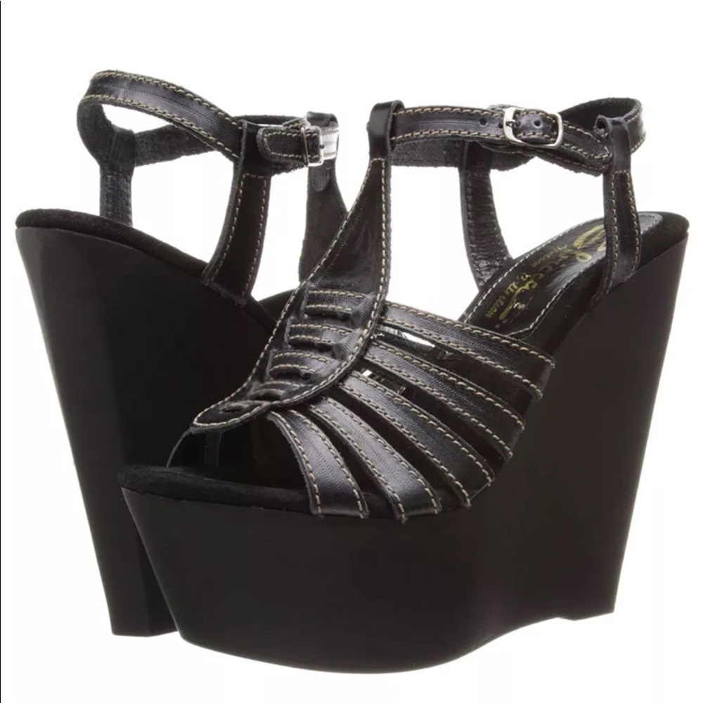 Sbicca Wedge. Worn, still has plenty wear!