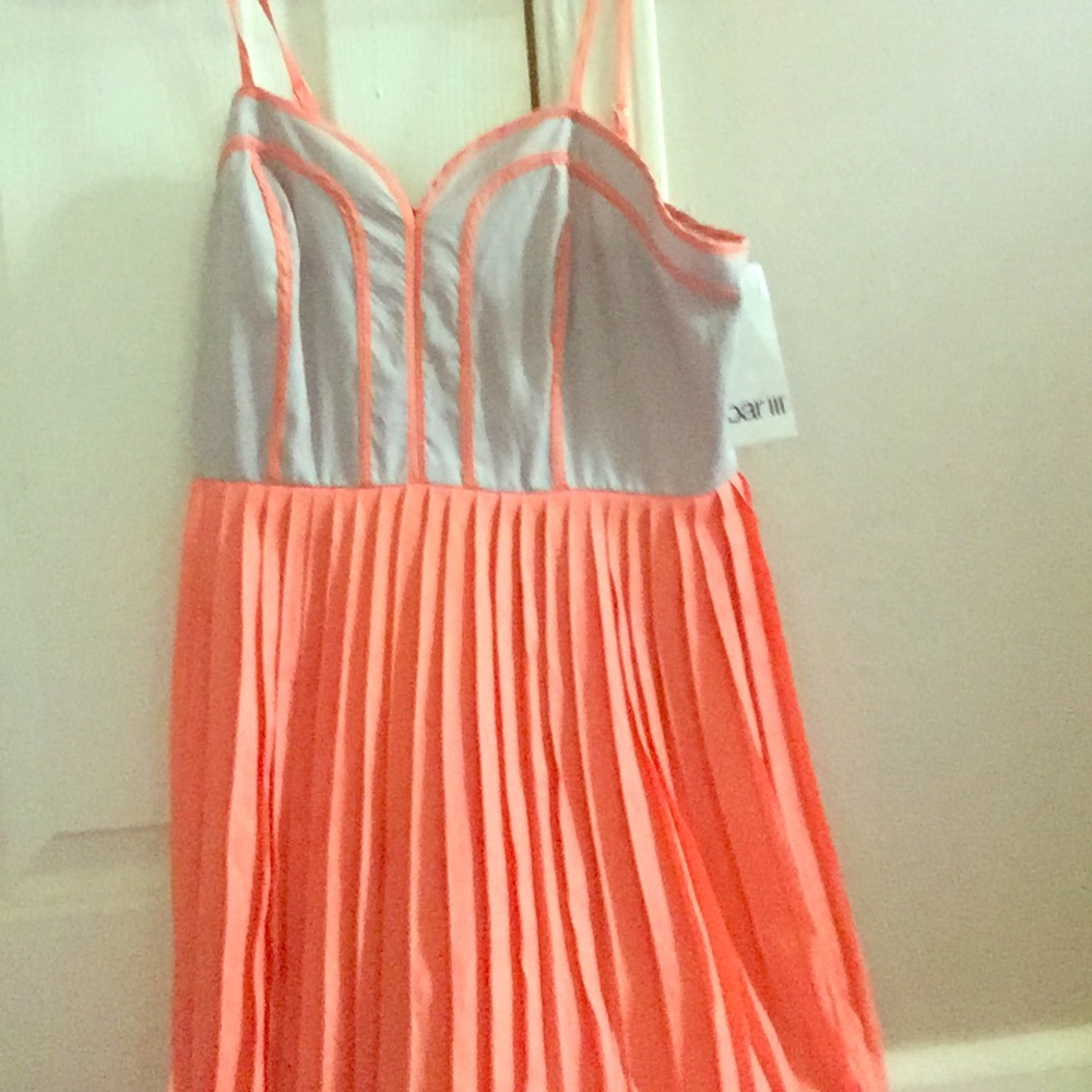 Summer pleated dress