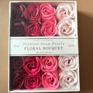 Scented Roses Soap Petals