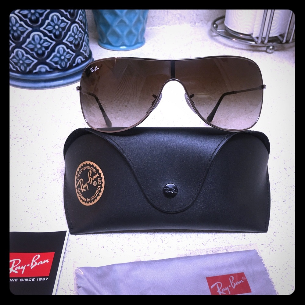 Silver Raybans, Brand new never worn